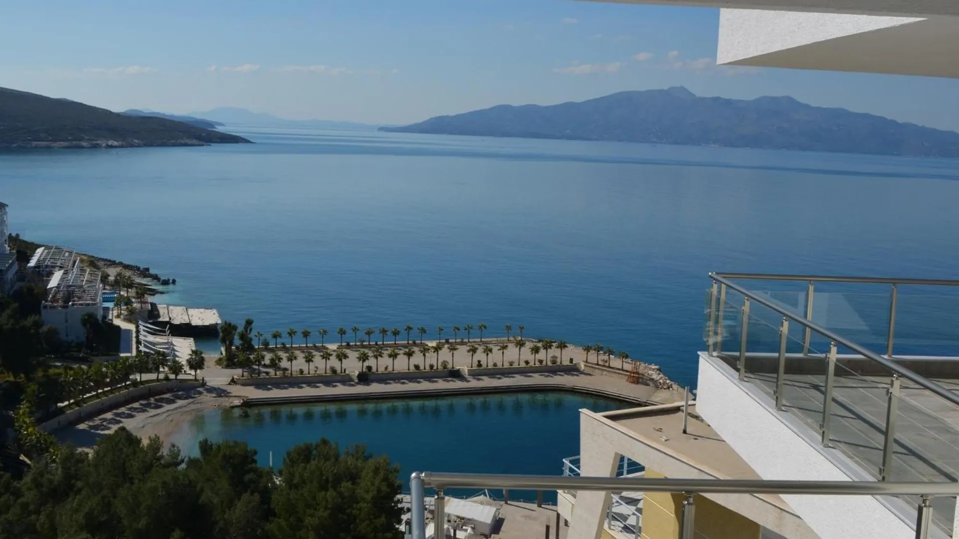 Charming Beachside Studio In Saranda 0*, Sarandë